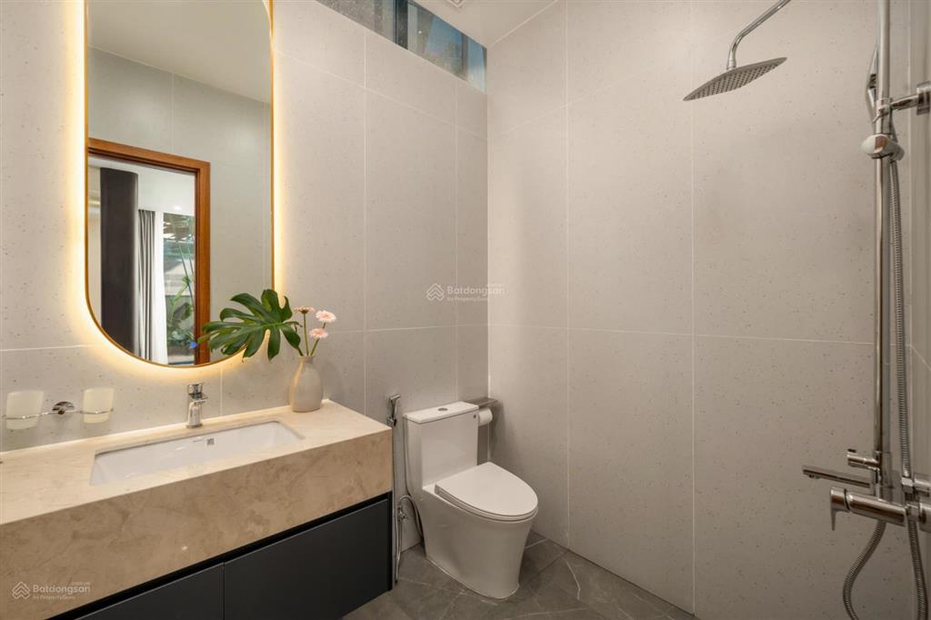 Cho thuê villa regal victoria 5pn 600m2  view sông gần biển đối diện cocobay đà nẵng