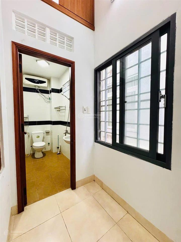 Bán nhà 2 tầng full nội thất đường hoàng bích sơn gần phạm văn đồng ra biển mỹ khê 400m giá tốt