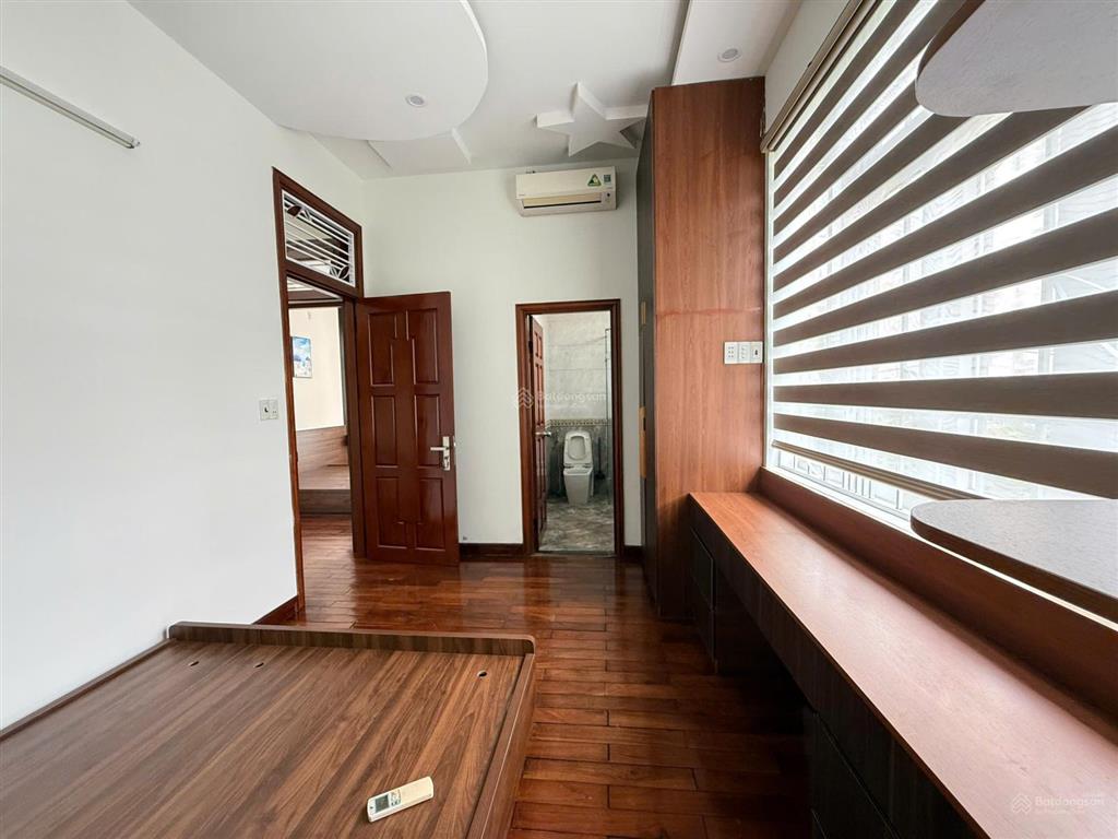 Cho thuê nhà 3 tầng 4 phòng ngủ full nội thất đường sương nguyệt ánh gần biển mỹ khê phố hàn quốc