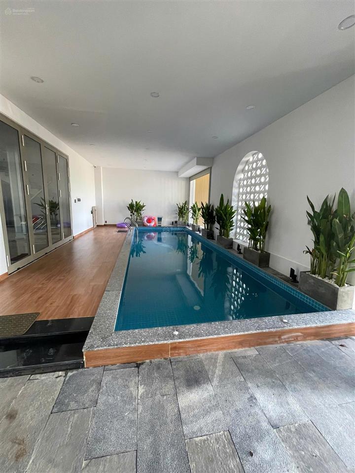 Cho thuê biệt thự 7 phòng ngủ đường anh thơ full nội thất có hồ bơi kđt nam việt á đà nẵng