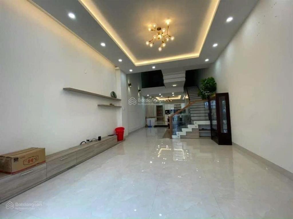 Cho thuê nhà 3 tầng 4pn mặt tiền dương đình nghệ đà nẵng vị trí gần biển sầm uất phố hàn quốc