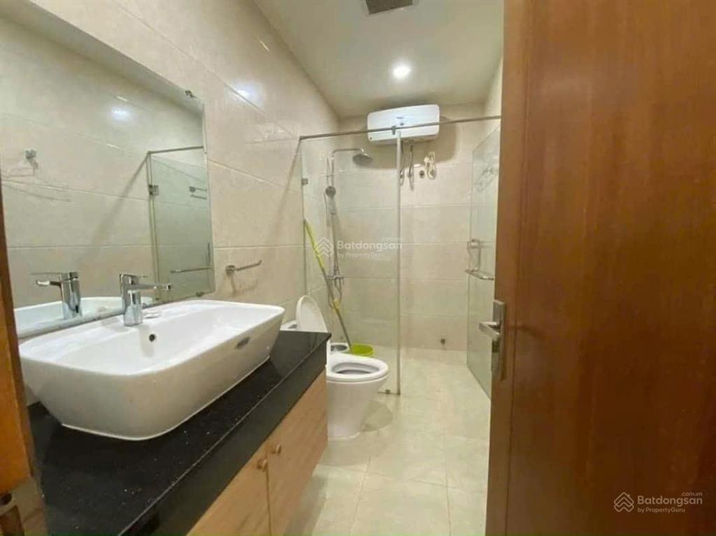 Cho thuê nhà 3 tầng 4pn mặt tiền dương đình nghệ đà nẵng vị trí gần biển sầm uất phố hàn quốc