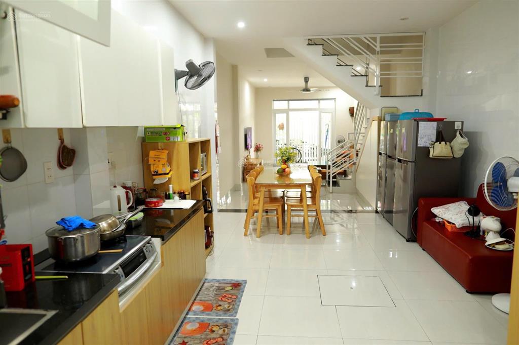 Cho thuê nhà nguyên căn 3 phòng ngủ đường hà đặc gần biển phạm văn đồng giá 25 triệu/tháng