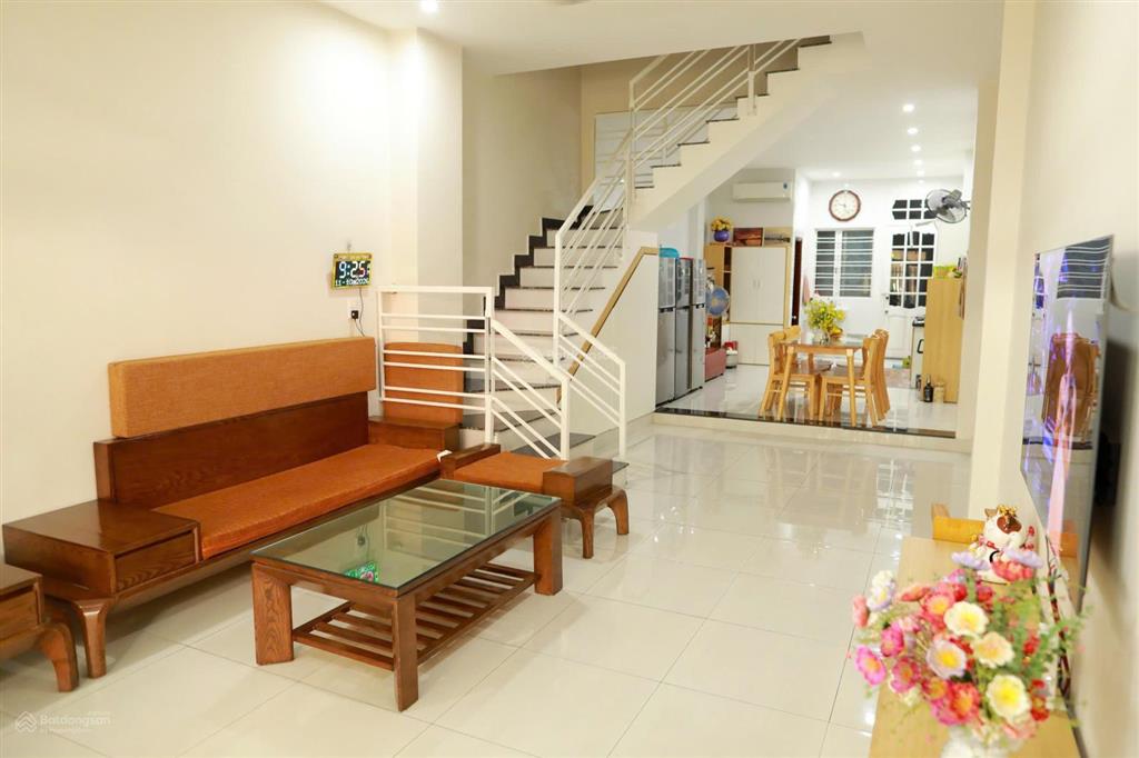 Cho thuê nhà nguyên căn 3 phòng ngủ đường hà đặc gần biển phạm văn đồng giá 25 triệu/tháng
