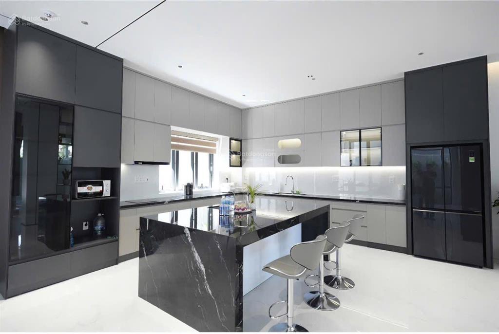 Cho thuê villa 6 phòng ngủ đường phan bá vành full nội thất trung tâm sơn trà có hồ bơi sân vườn