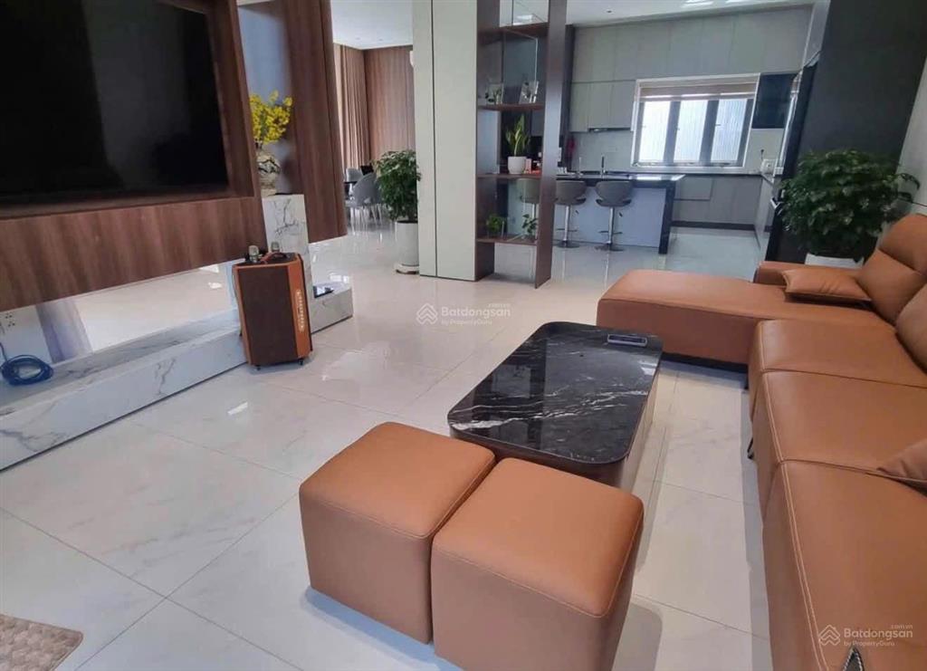 Cho thuê villa 6 phòng ngủ đường phan bá vành full nội thất trung tâm sơn trà có hồ bơi sân vườn