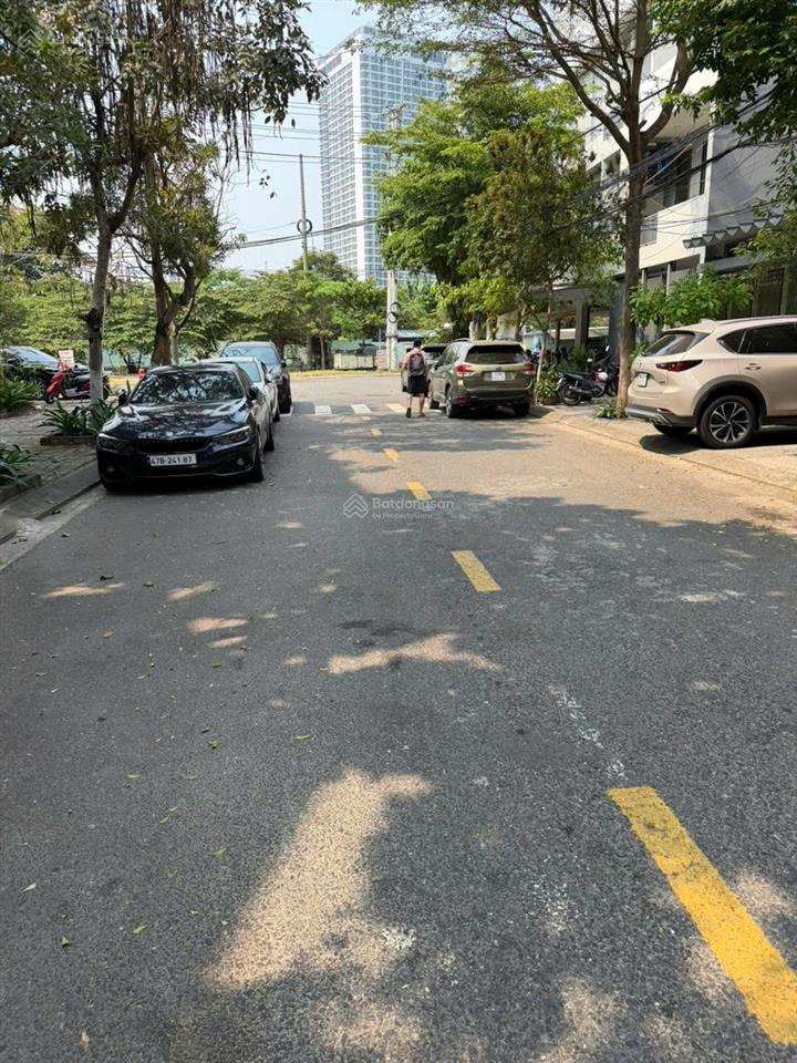 Bán lô đất 70m2 đường hoàng sĩ khải trung tâm sơn trà gần vincom giá tốt phù hợp ở hoặc xây căn hộ