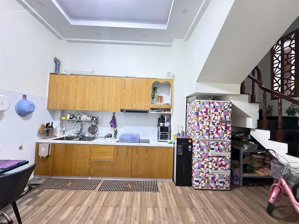 3 tầng  hoàn công  đs 13, linh xuân, thủ đức  đường xe tải 6m  thoáng khu đồng bộ