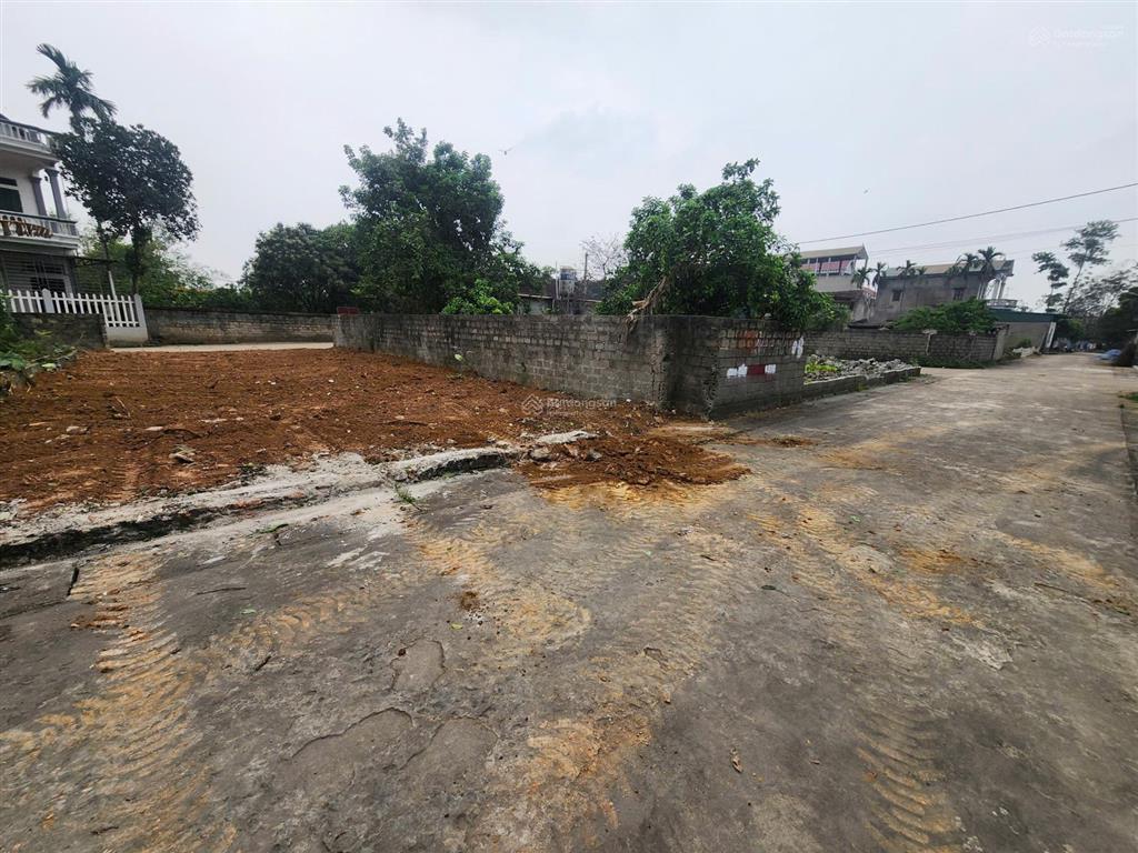 Chính chủ gửi bán 180m2  mặt tiền 9m  tđc văn mỹ  chỉ 3.8 tỷ.  0384 556 ***