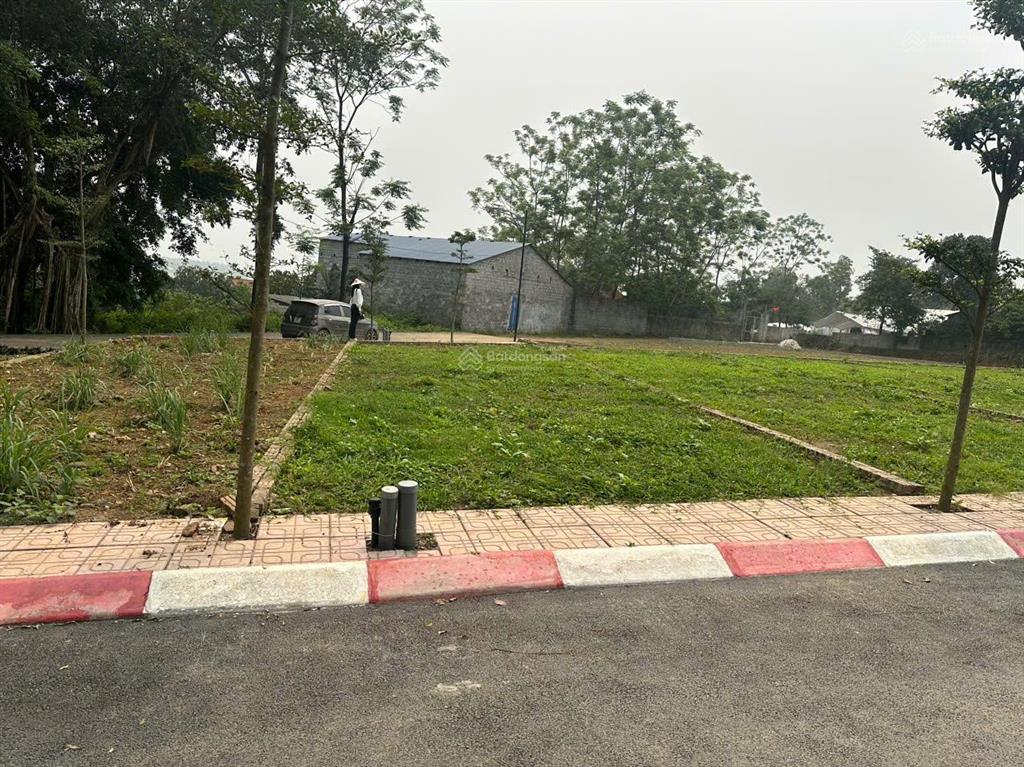 Bán lô đất trung tâm thôn đồi miễu, xã xuân mai, hà nội cách đường hồ chí minh. dt 80m2