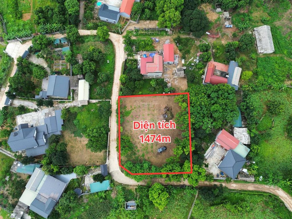 Gia đình cần bán gấp lô đất vô cùng tiềm năng dt 1474m2 ont 200m tại xã liên sơn lương sơn hòa bình