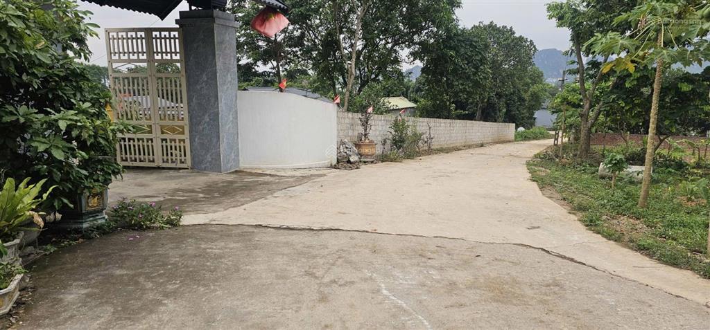 Gia đình cần bán gấp lô đất vô cùng tiềm năng dt 1474m2 ont 200m tại xã liên sơn lương sơn hòa bình