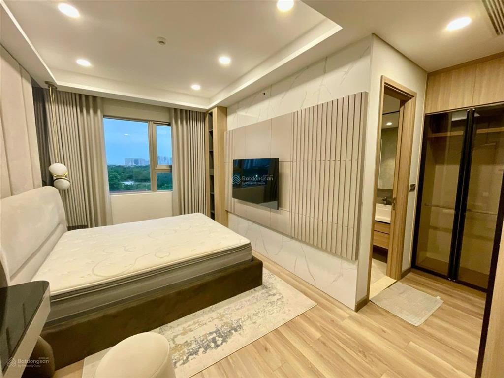 Cho thuê căn 3pn horizon view sông, có ô xe hầm, nhà mới đẹp