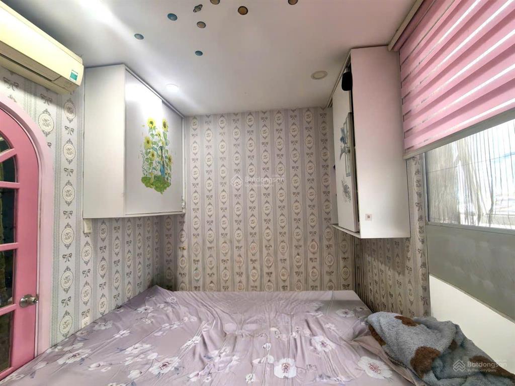 Cần bán gấp giá tốt căn 3pn nội thất đầy đủ, sổ hồng sẵn.  0907 006 ***