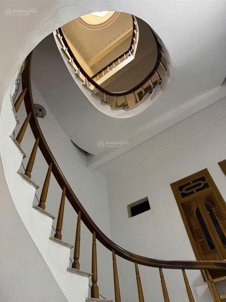 Nhà vị trí đẹp nhất mặt phố cấm, lê lợi. dt 115m2
