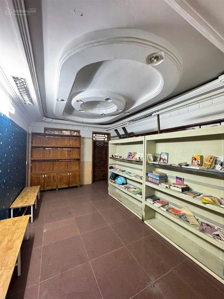 Nhà vị trí đẹp nhất mặt phố cấm, lê lợi. dt 115m2