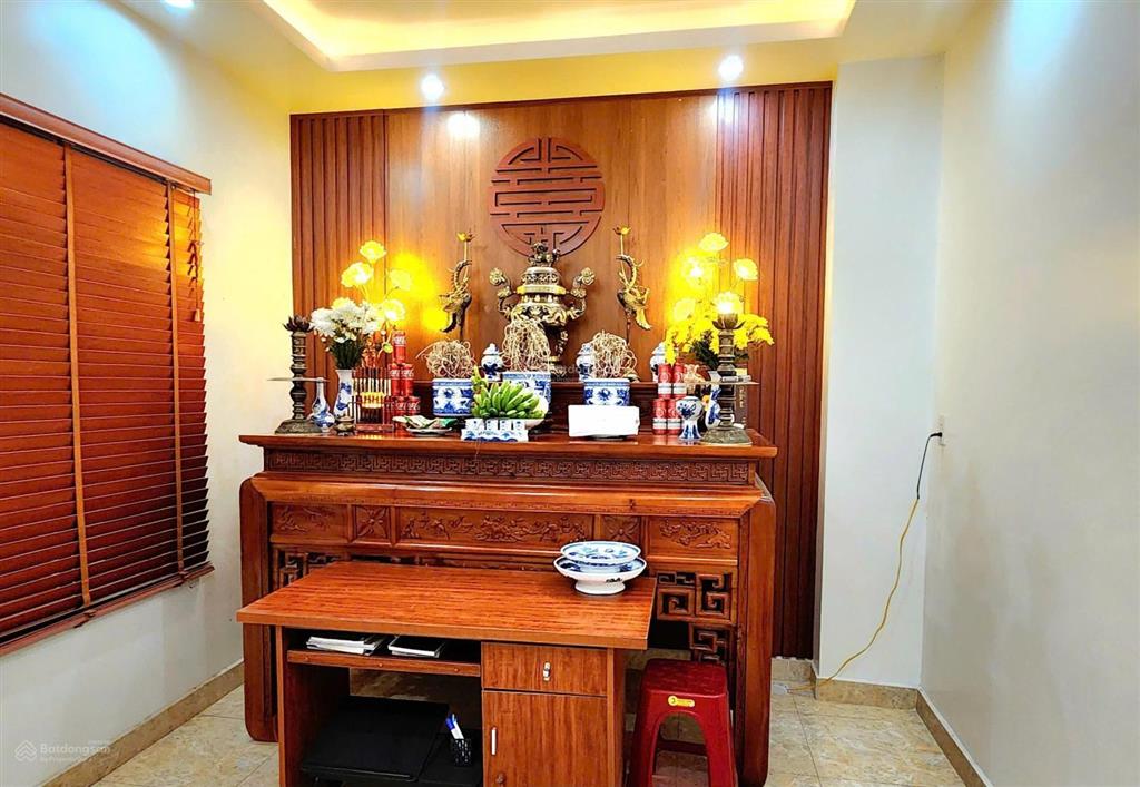 Nhà 3,5 tầng đằng hải, ngõ trước nhà rộng 3,7m