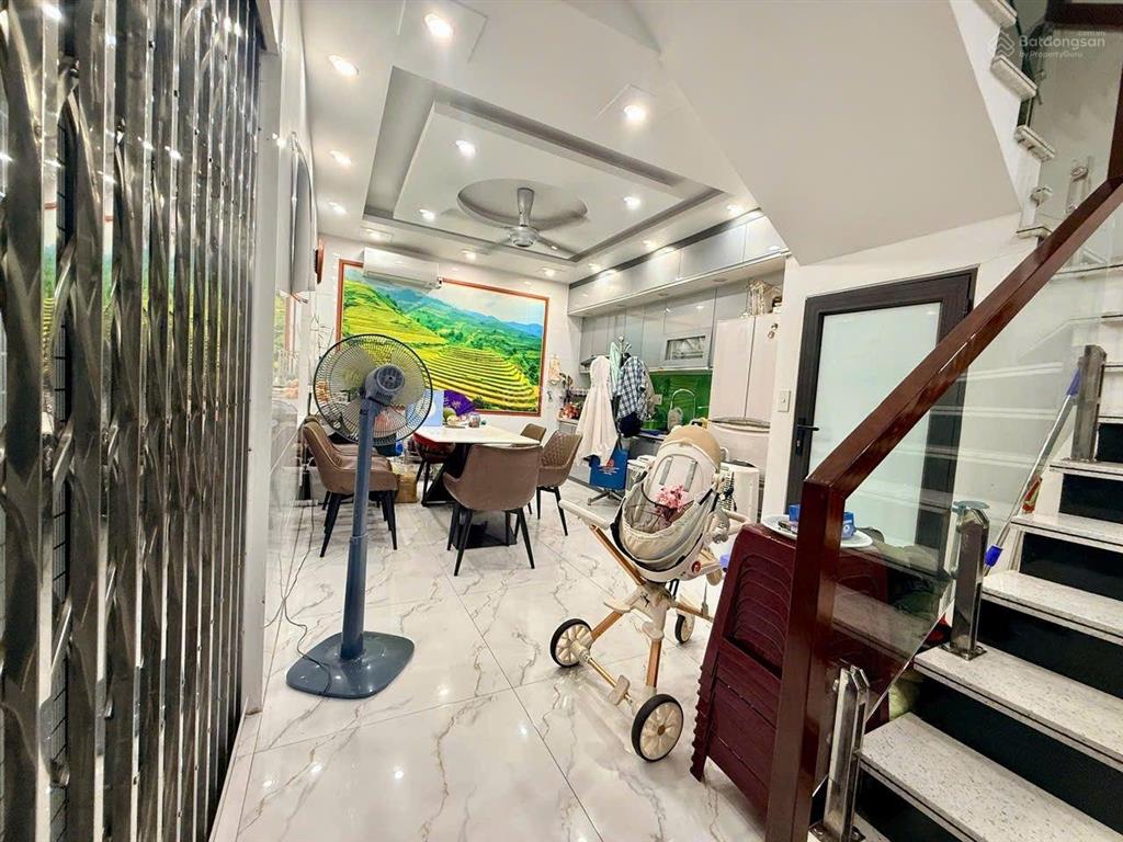 Nhà 54m2 xây 4 tầng khu phân lô đằng lâm, hải an. ô tô vào nhà