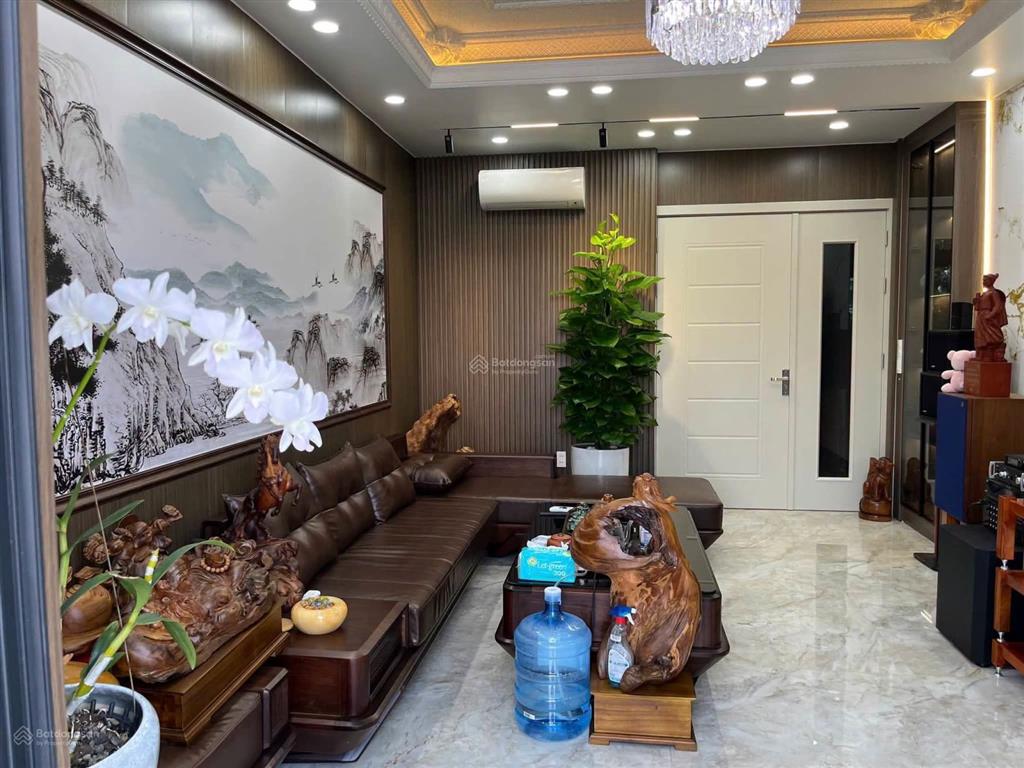 Nhà 4 tầng thang máy tđc đằng hải, view công viên