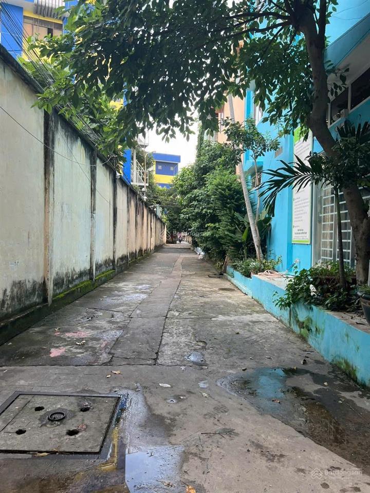 Bán căn nhà ở đường nguyễn kiệm, phú nhuận. 6pn  7wc. giá 10 tỷ.   0394 000 *** oanh