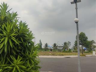 Đất đẹp 95m2 vuông vức sổ sẵn , công chứng ngay. giá 2 tỷ 666tr. gần chợ đệm   0394 000 *** oanh