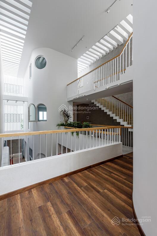 Bán nhà đang xây dựng 200m2 giá 6 tỷ 678tr. gần khu sinh thái eco retreat.   0394 000 *** oanh