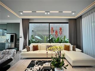 Bán nhà mới xây gần chợ bình chánh. mặt tiền 30m2,dt 100m2 3 tầng giá 5 tỷ .   0394 000 *** oanh