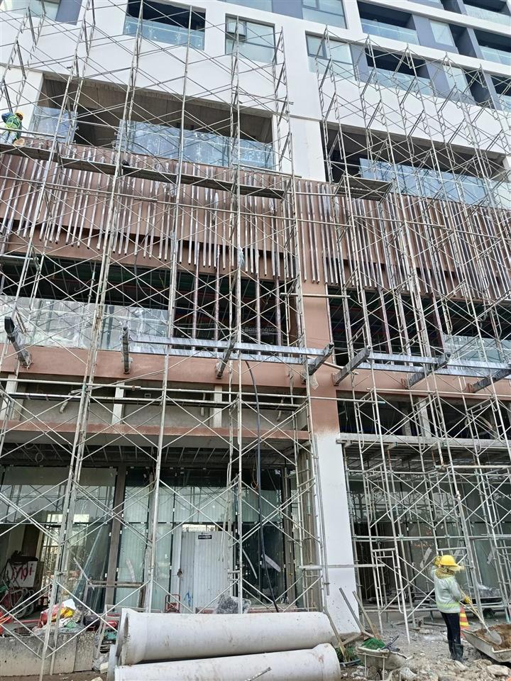 Daqua quận 8 ,tt 5,4 tỷ nhận shop ngay view đường bến bình đông sầm uất.  0394 000 *** oanh