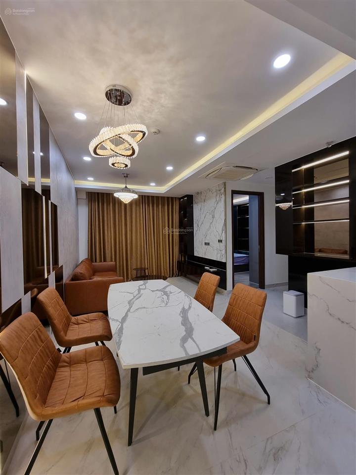 Bán căn hộ 2pn2wc. phú mỹ hưng, q7. giá 10 tỷ.  xem nhà 0394 000 *** kiều oanh