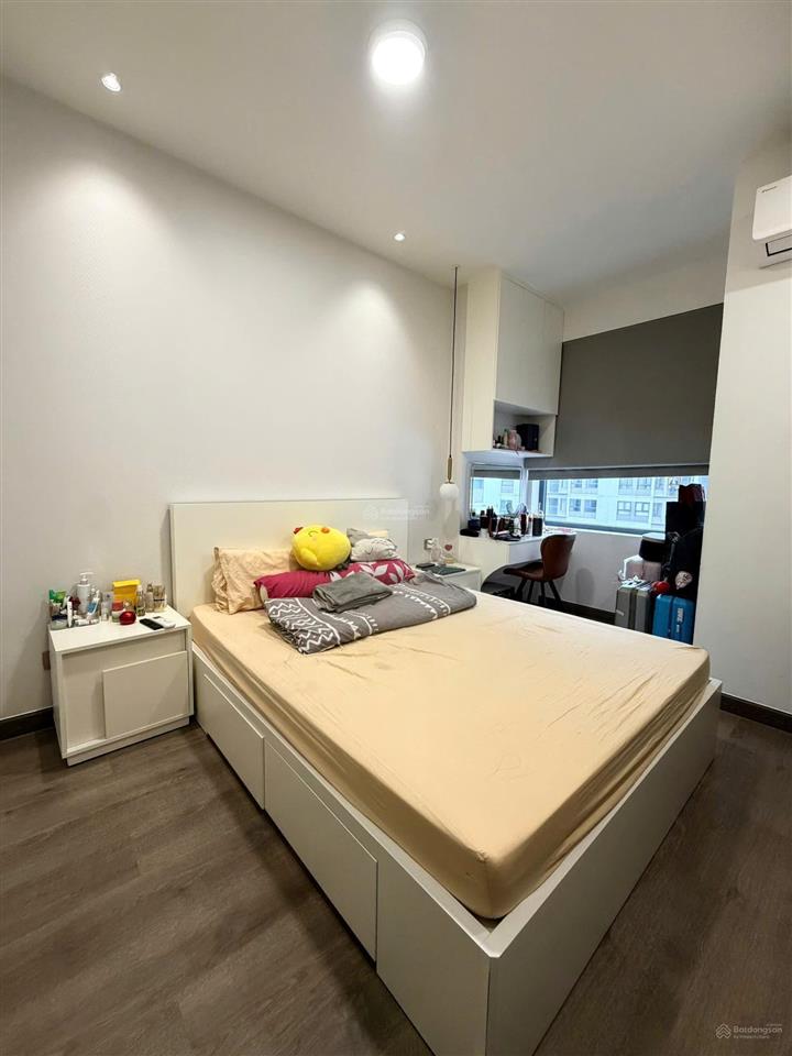 Bán căn hộ 2pn  2wc.boulevard, q 7. 69m2 giá 4.4 tỷ.nhà mới xem vào ở ngay.  0394 000 *** oanh