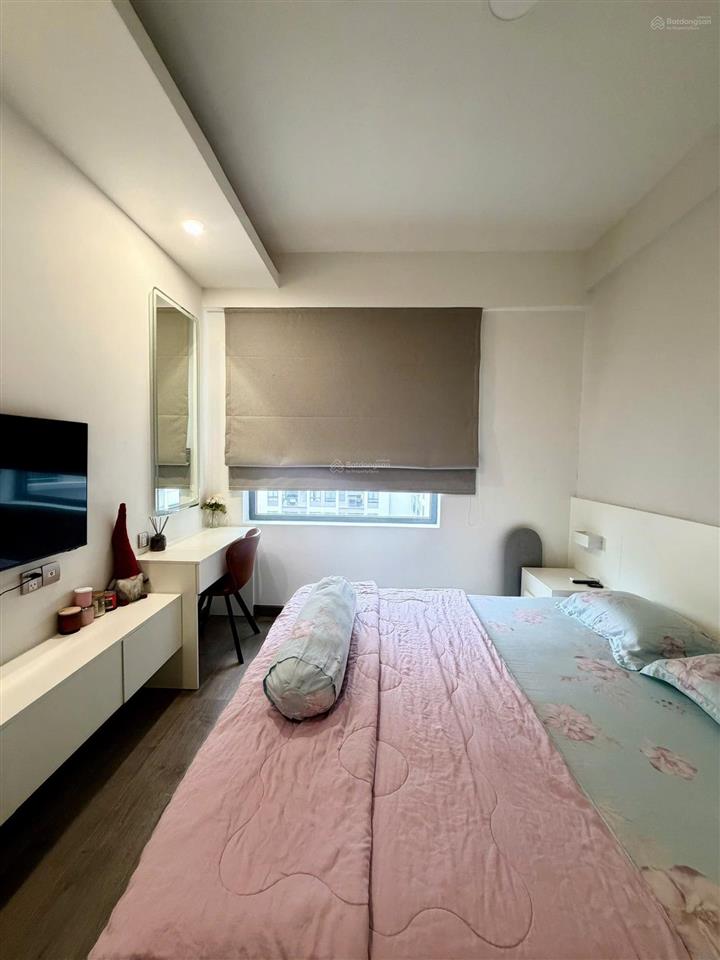 Bán căn hộ 2pn  2wc.boulevard, q 7. 69m2 giá 4.4 tỷ.nhà mới xem vào ở ngay.  0394 000 *** oanh