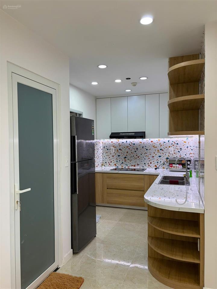 Bán căn hộ ngay trung tâm phú mỹ hưng, quận 7. 2pn2wc, giá hơn 8 tỷ.  0394 000 *** oanh