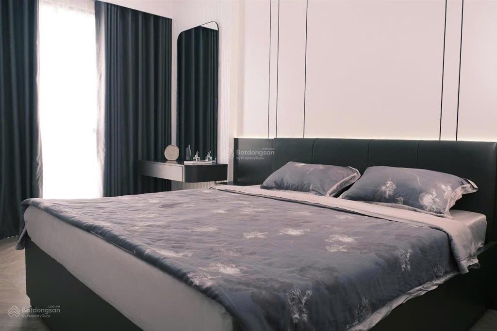 Bán căn hộ 2pn, giá 6,2 tỷ, cho thuê 15tr/tháng. ngay phú mỹ hưng, q7.  0394 000 *** oanh