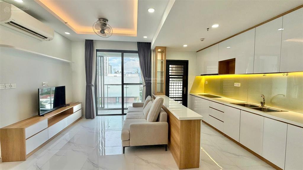 Bán căn hộ ngay phú mỹ hưng, q 7, 83m2 , 3pn, giá 8.3 tỷ., đang có hd thuê.  0394 000 *** oanh