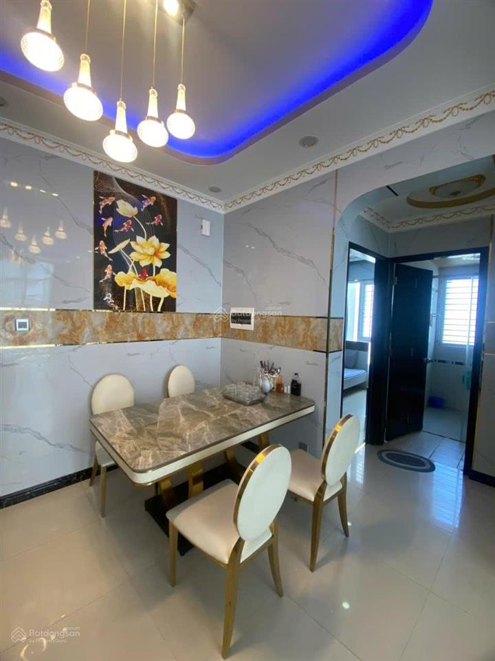 Bán căn hộ phú mỹ, q 7. 82m2, 2pn 2wc. giá 5.3 tỷ. tặng nội thất, view sông.  0394 000 *** oanh