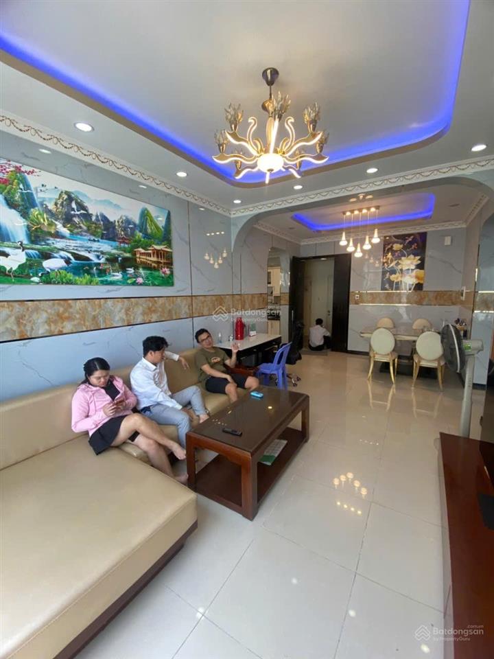 Bán căn hộ phú mỹ, q 7. 82m2, 2pn 2wc. giá 5.3 tỷ. tặng nội thất, view sông.  0394 000 *** oanh