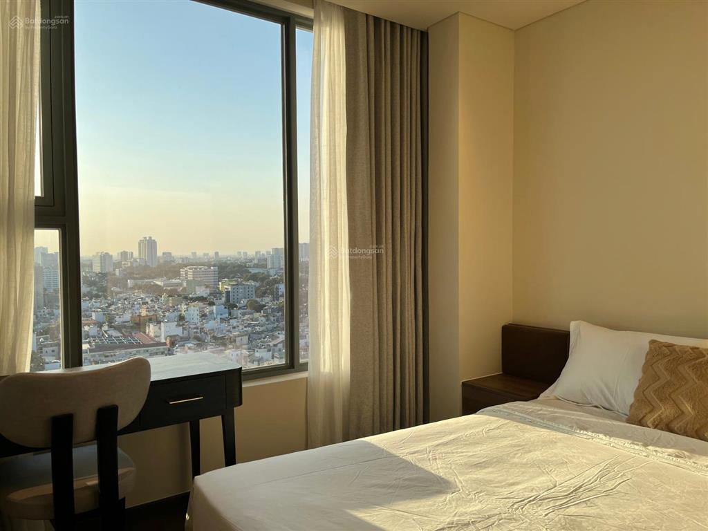Căn hộ ngay trung tâm quận 5, 2pn, giá chỉ 7,2 tỷ. tặng nội thất, trả góp 20 năm.  0394 000 ***