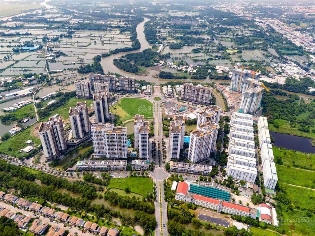 Căn hộ 3pn. 100m2. tặng nội thất giá chỉ 5.8 tỷ. hỗ trợ góp 20 năm.  0394 000 *** oanh