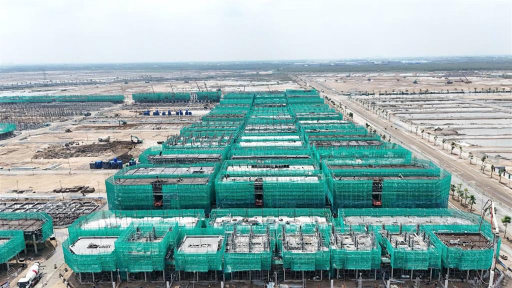 Nhà phố liền kề vinhomes hóc môn, trả trước 1.7 tỷ, dtsd 145m2.  0394 000 *** oanh