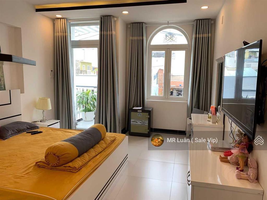 Mt ngay bành văn trân  sao mai ngay cmt8, p. 7, tân bình, dt 6,6 x 24m, giá 20.9 tỷ