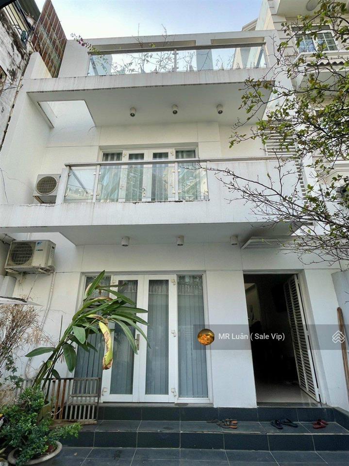 Mt ngay bành văn trân  sao mai ngay cmt8, p. 7, tân bình, dt 6,6 x 24m, giá 20.9 tỷ