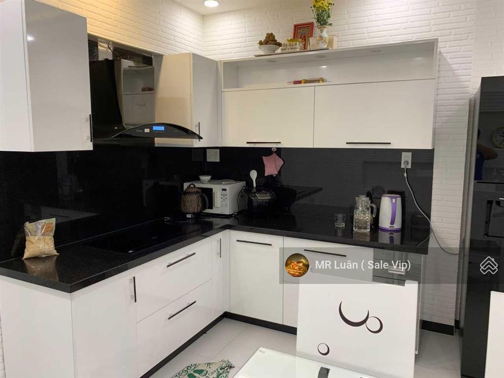 Mt ngay bành văn trân  sao mai ngay cmt8, p. 7, tân bình, dt 6,6 x 24m, giá 20.9 tỷ