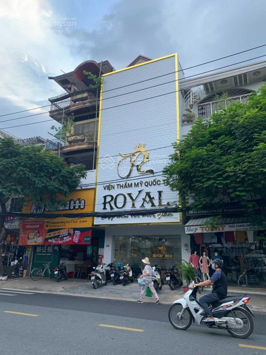 Siêu phẩm mt nguyễn hồng đào  bàu cát. dt 111m²  5 tầng. hđt 60tr. giá chỉ 20 tỷ còn tl