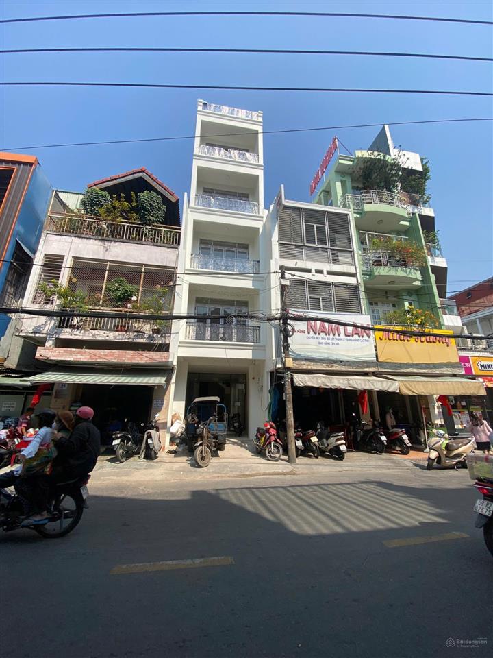 Bán nhà mt lê minh xuân, p7, quận tân bình, 5 lầu + thang máy, giá 29,9 tỷ