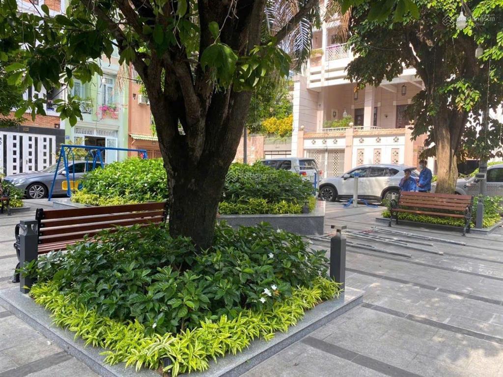 Khu compound 24/24. 7,5 x 22, 3 tầng giá 44,9 tỷ, nguyễn trọng tuyển, phú nhuận