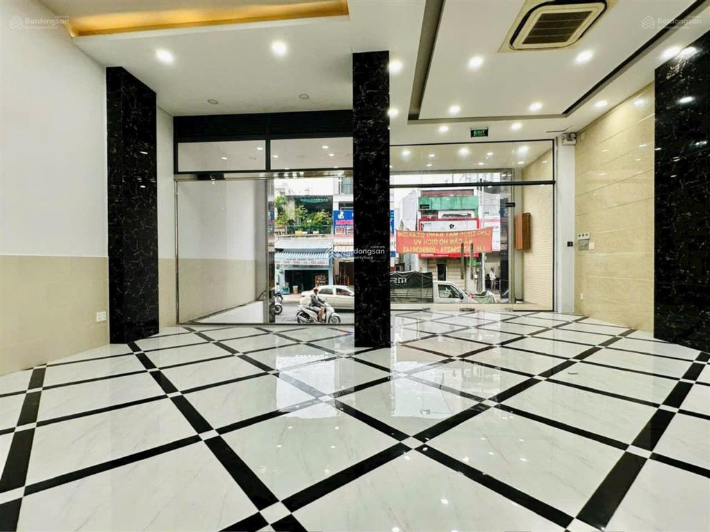 Bán tòa nhà tmdv 541 lạc long quân, p.10, tân bình, 8 x 21m, hầm 6 lầu, hđt 150tr/th, giá 56 tỷ