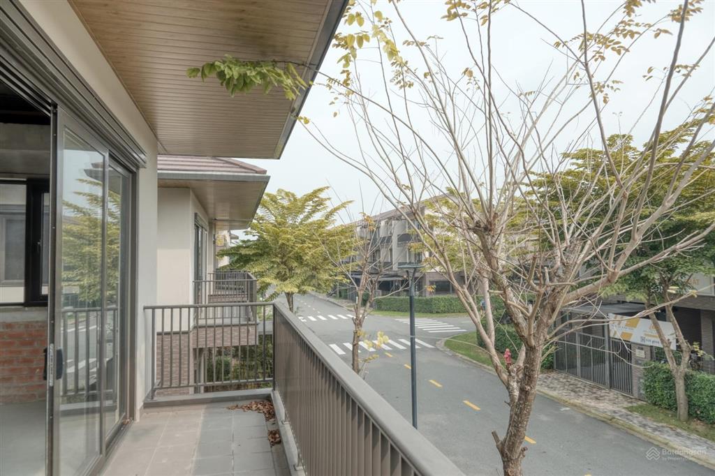 Chính chủ gửi bán biệt thự song lập aquaria waterpoint sát công viên giá tốt 6,95 tỷ