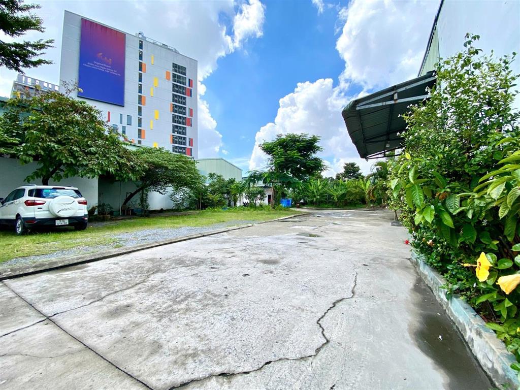 Chuyển nhượng 8.086m2 đất thương mại shtp quận 9, sẵn phê duyệt 16 tầng, 160 tỷ