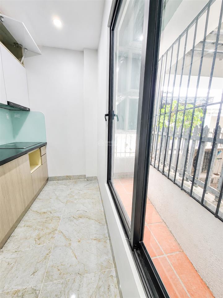 Cho thuê căn hộ 52m2 thiết kế 2 ngủ 1wc full đồ phố ái mộ,bồ đề giá siêu rẻ 7 triệu 0916 393 ***