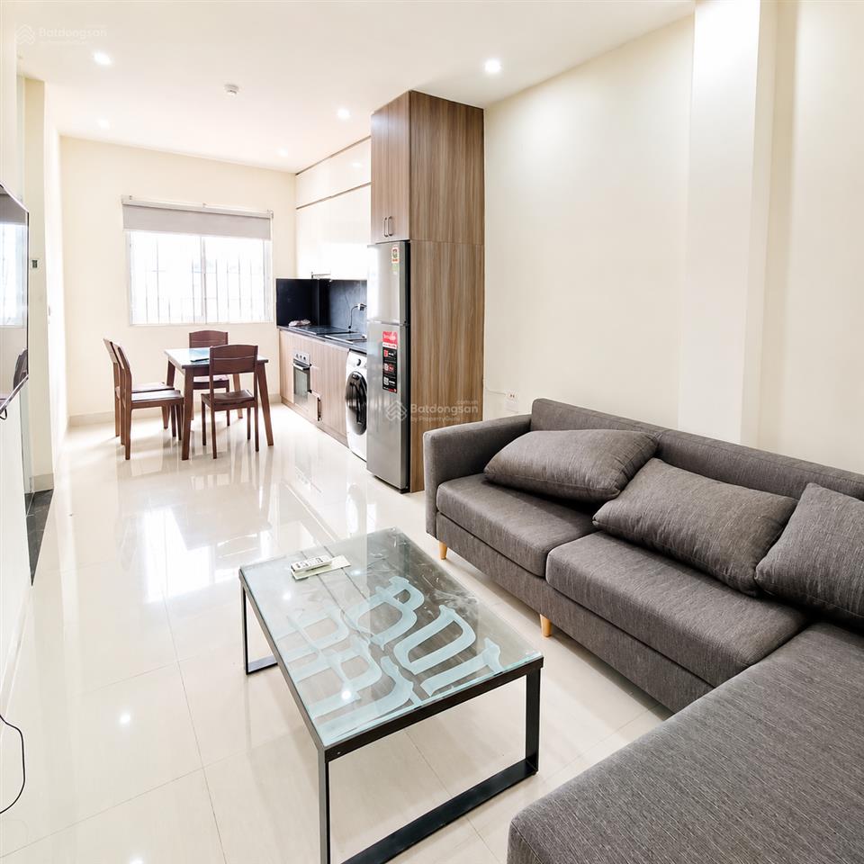 Cho thuê căn hộ phố ngọc lâm 65m2 thiết kế có ban công, view thoáng full đồ giá 7 triệu 0916 393 ***